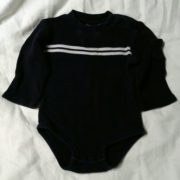 Bundle Of 3 Boys Long Sleeve Onesies - Picture 2 of 4